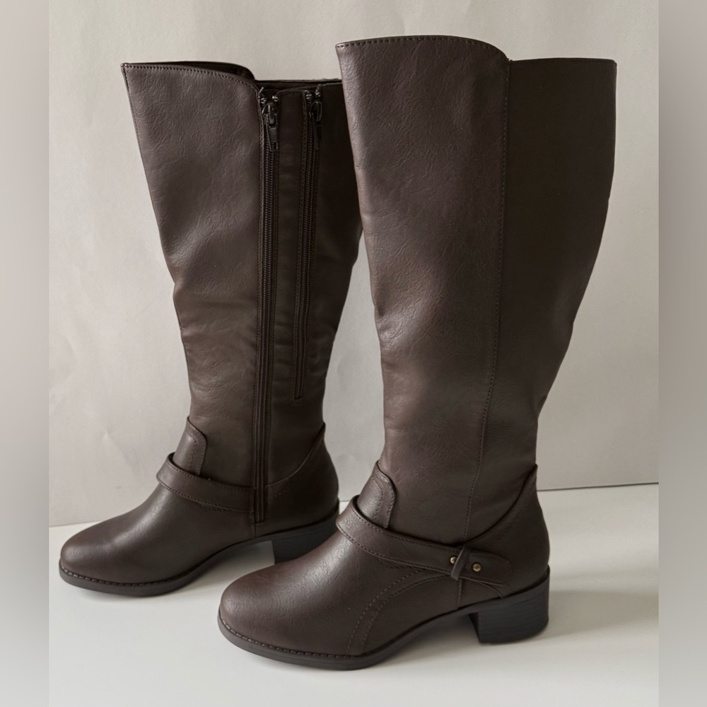 Hawkwell Women’s Wide Calf Knee High Riding Boots Brown Size 6 New with Tags